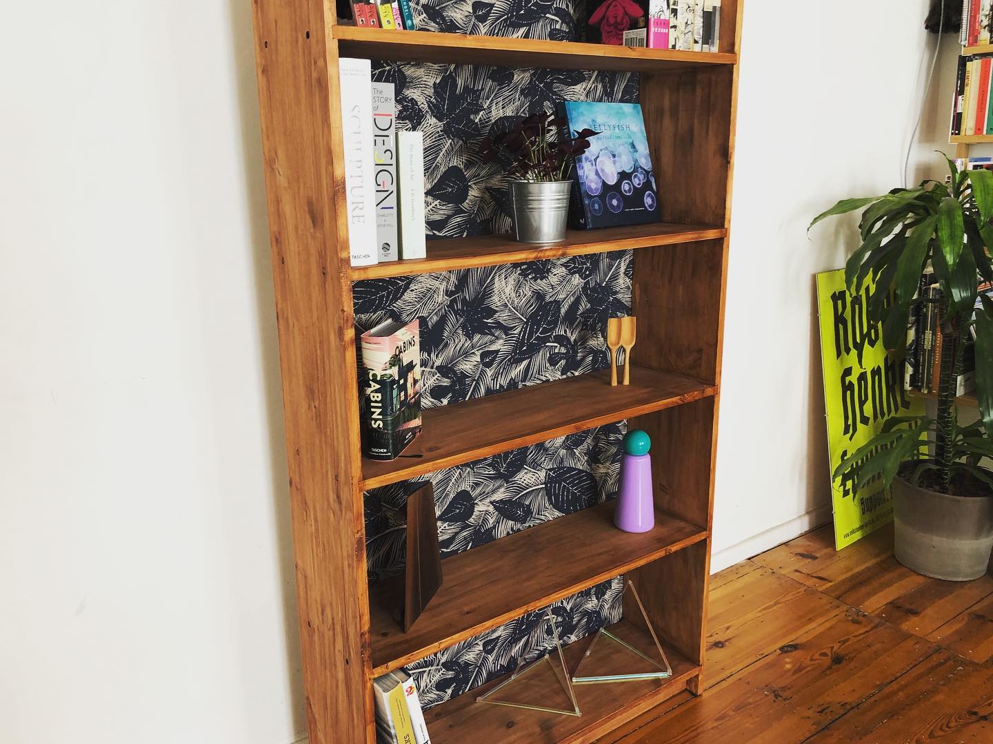Open Bookshelf