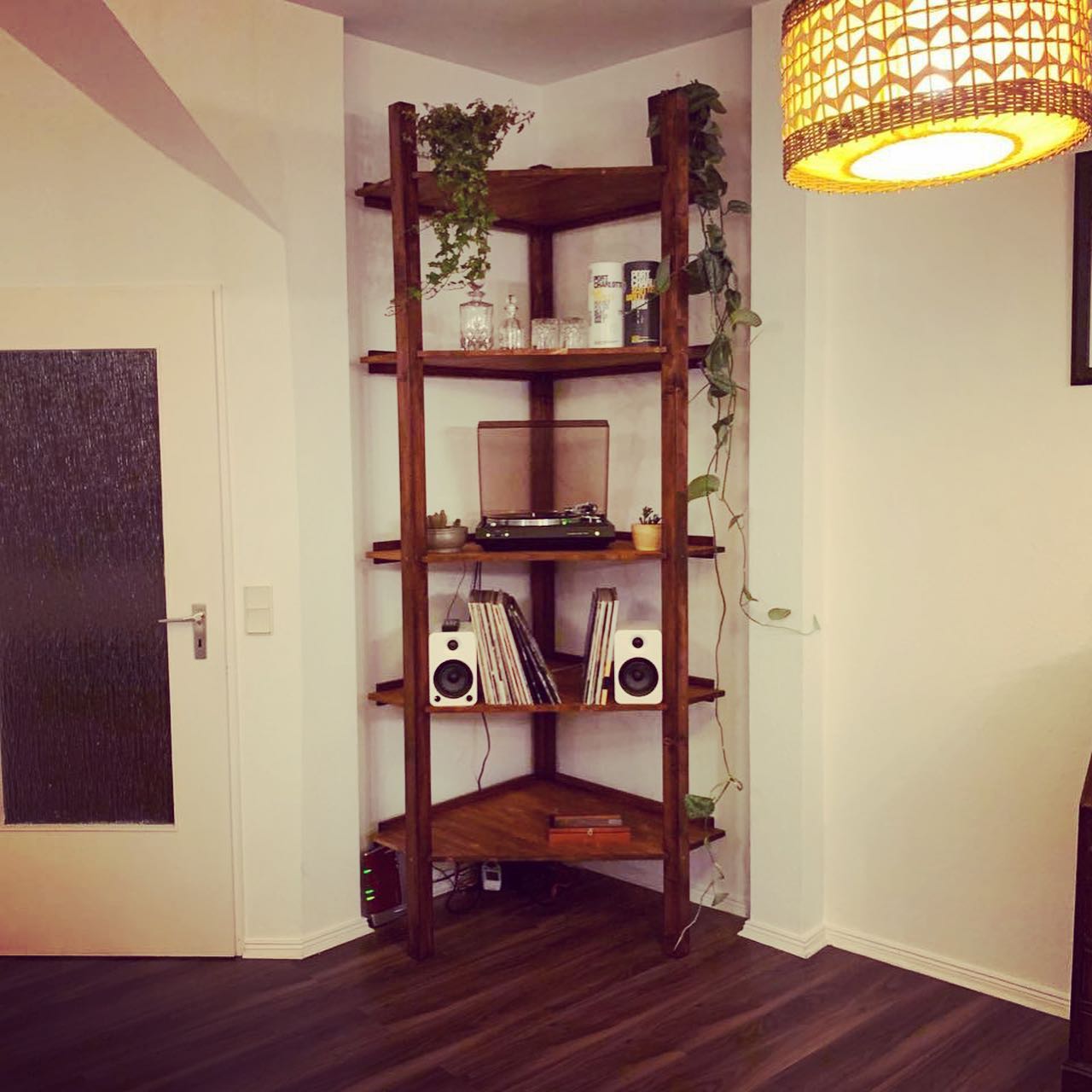 Leaning Corner Shelf