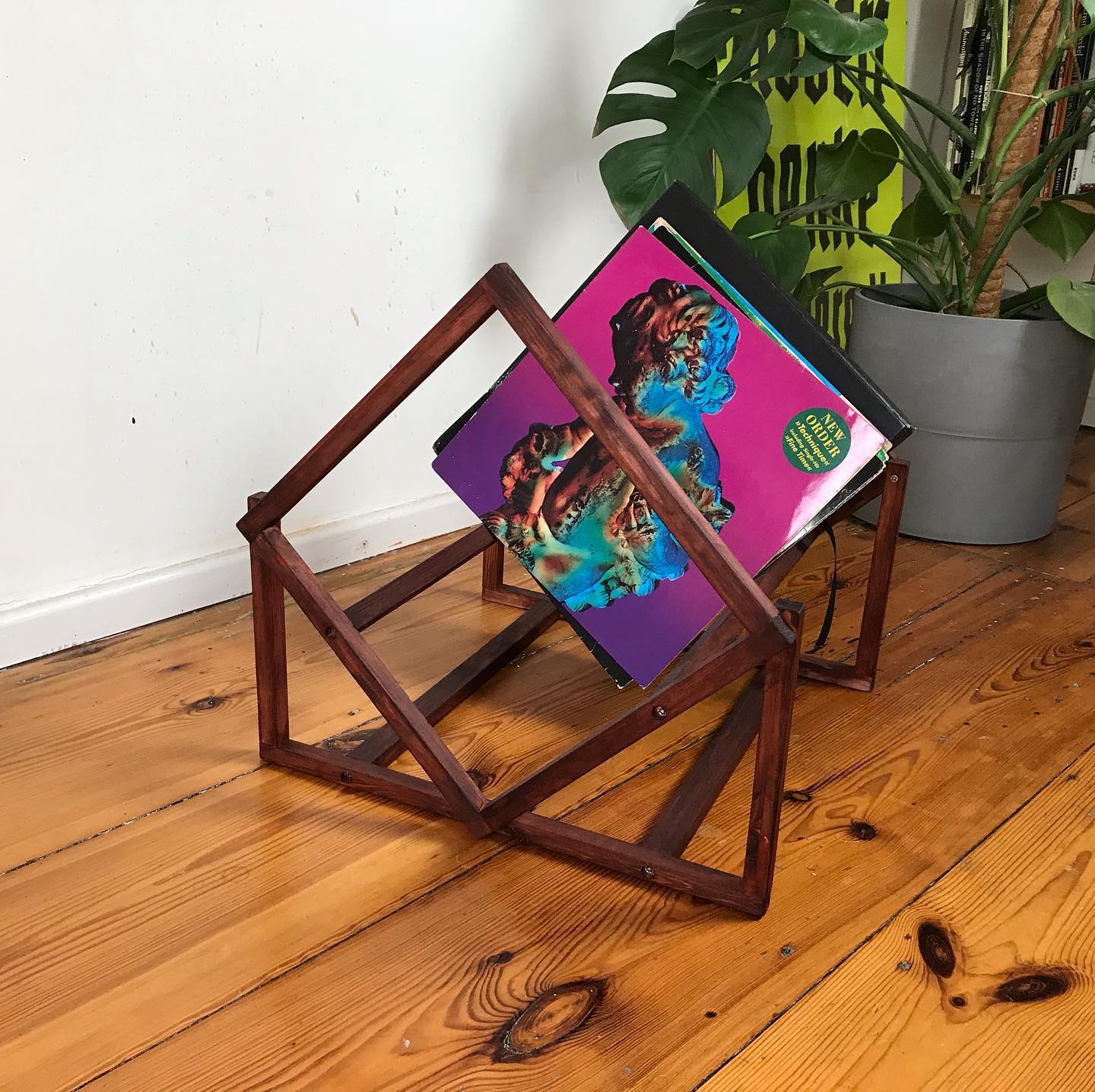 Vinyl Record Stand
